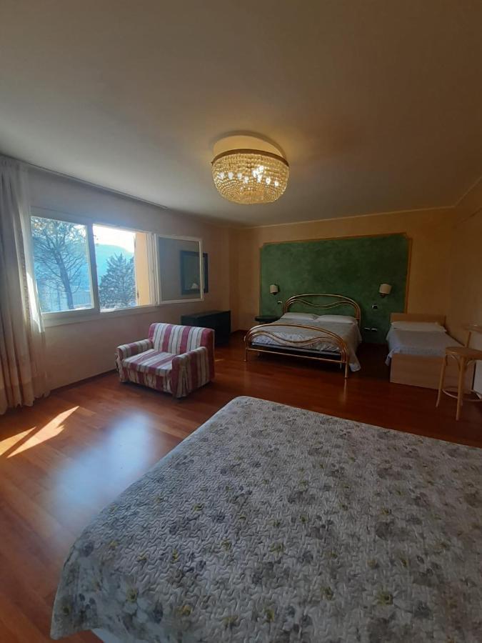 Bed and Breakfast Parco Dei Gelsomini Ascoli Piceno Exterior foto