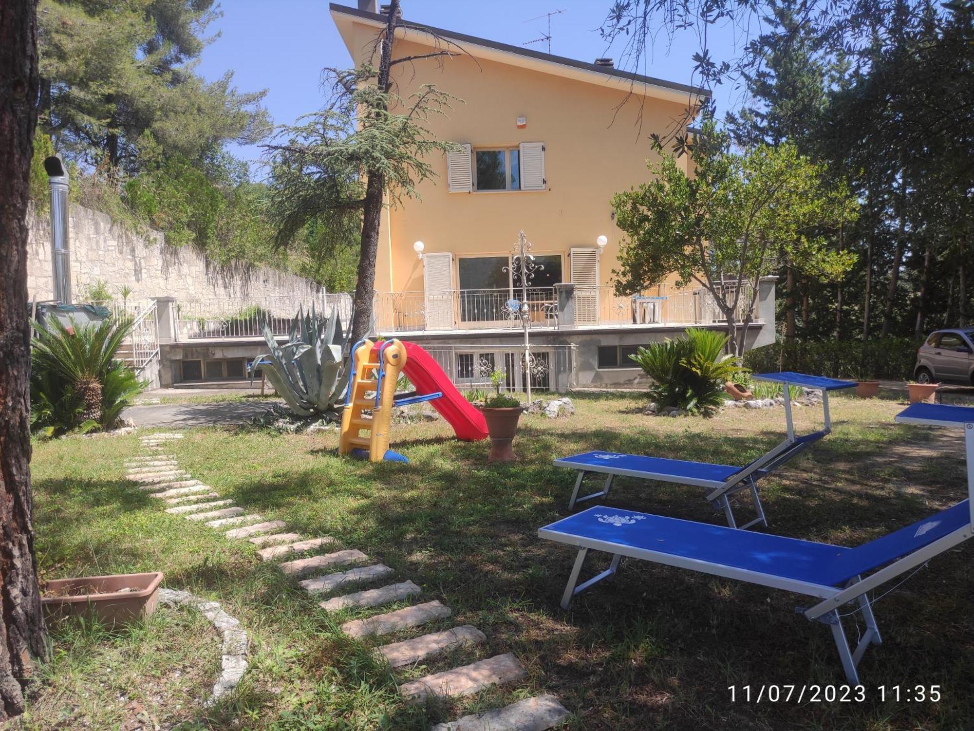 Bed and Breakfast Parco Dei Gelsomini Ascoli Piceno Exterior foto